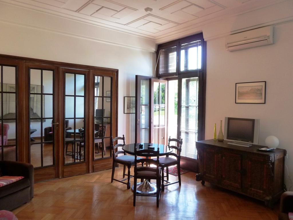 Apartment Parliament Park Belgrado Exterior foto